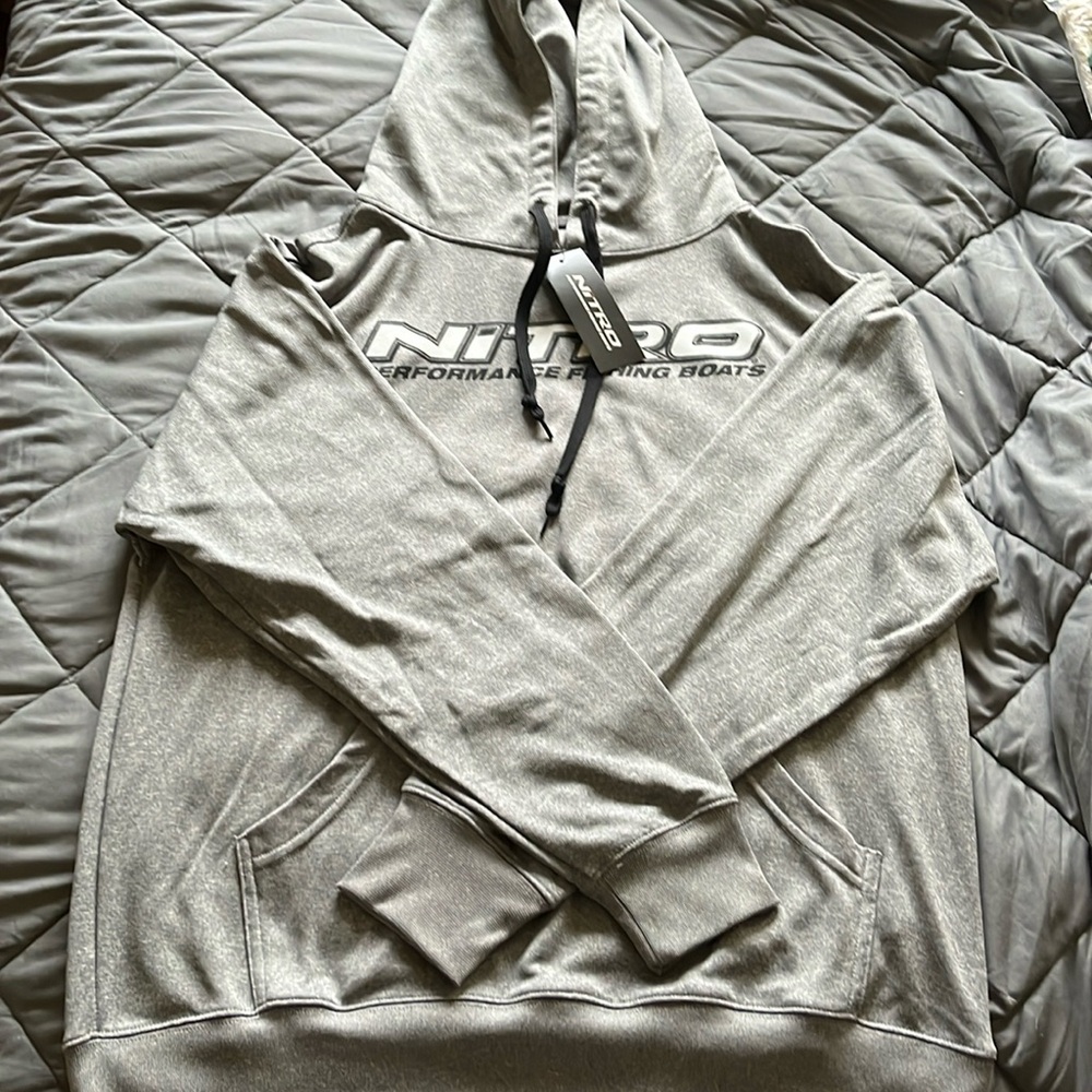 Nitro hoodie unisex men/women medium NWT gray